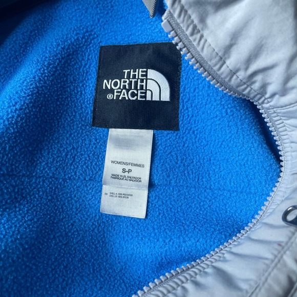 SOLD The North Face Womens VTG Denali Jacket Small - Picture 3 of 3